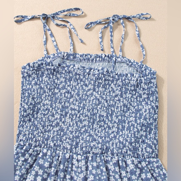 Floral Jumpsuit - Picture 3 of 5